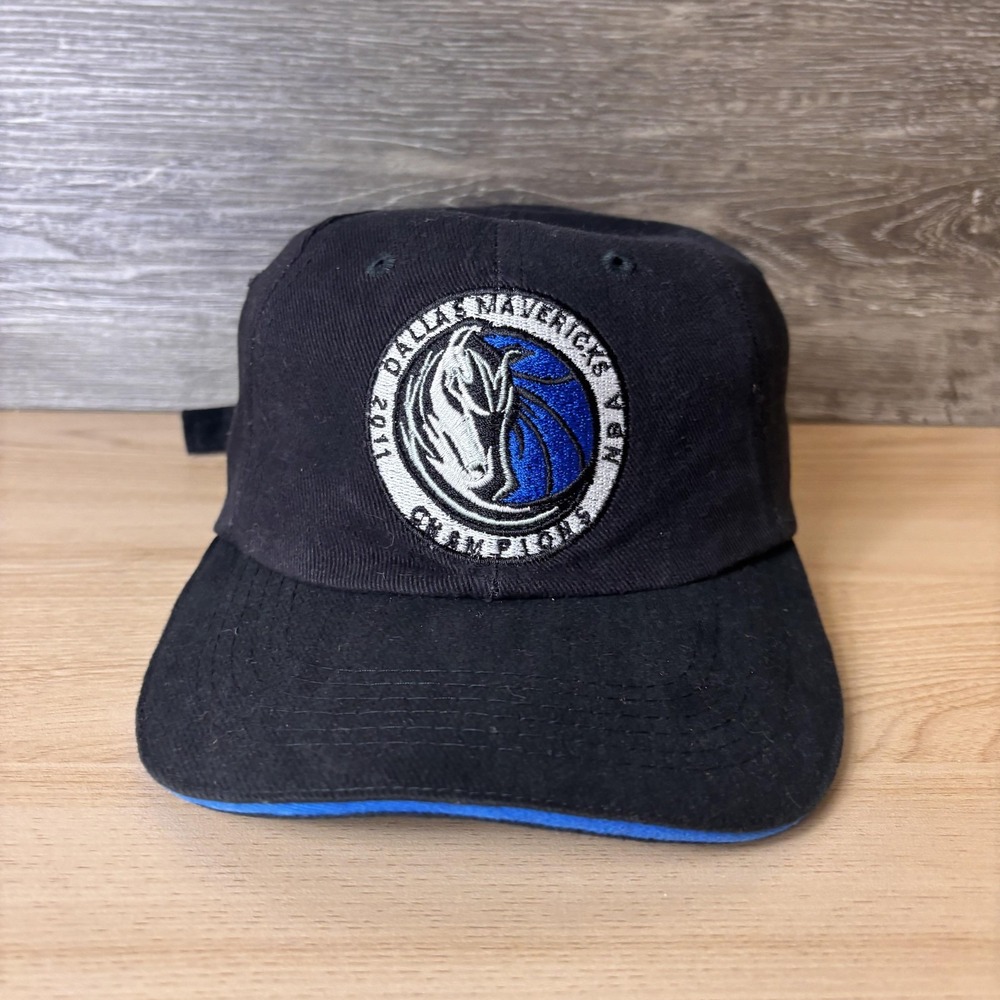 Dallas Mavericks Hat Cap Strap Back Mens Black NBA Basketball 2011 Champions